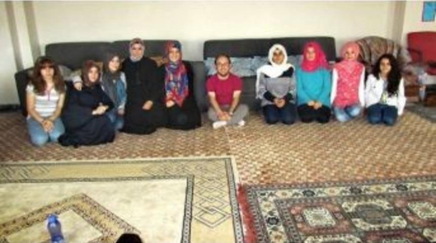 Beyazay Yetimleri Sevindirdi