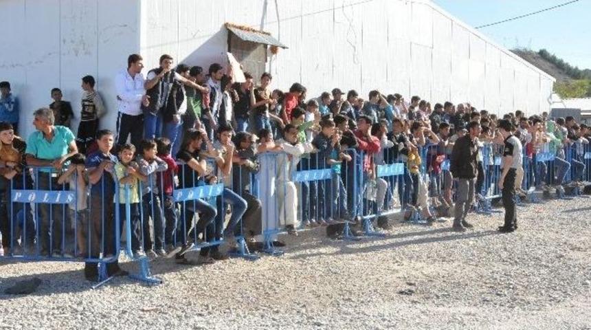 Cumhurbaşkanı&rsquo;nın Eşi Emine Erdoğan Ve Katar Emiri&rsquo;nin Annesi Suriyeli Kadınlarla Buluştu