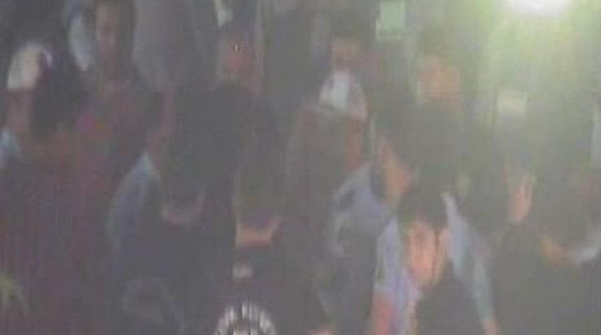 Polislerden Meydan Dayağı