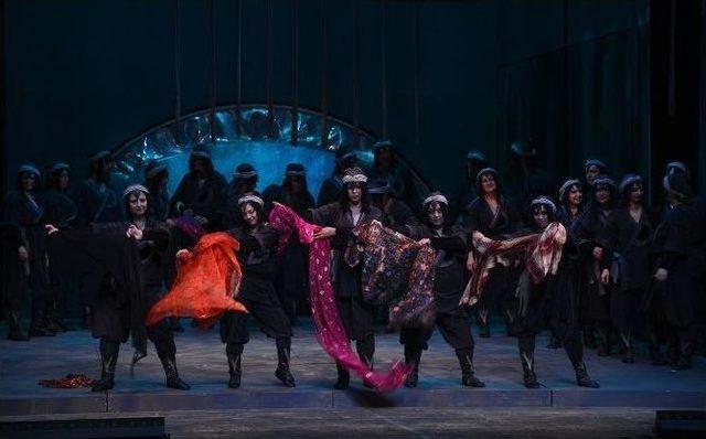 &rsquo;Anlat, Şehrazat&rsquo; M&uuml;zikaline Yoğun İlgi 1