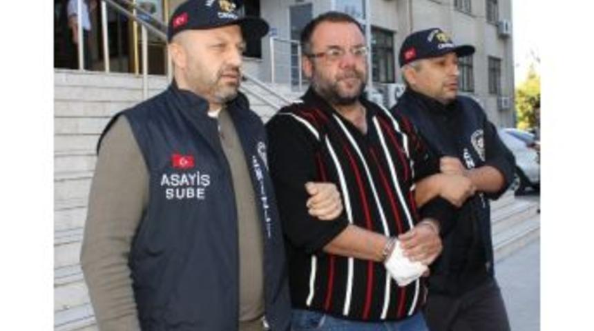 Avukatı Bı&ccedil;aklayan Şahıs Yakalandı