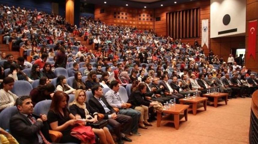 Pa&uuml;&rsquo;de "100.yılında Birinci D&uuml;nya Savaşı Ve Mustafa Kemal Atat&uuml;rk" Paneli