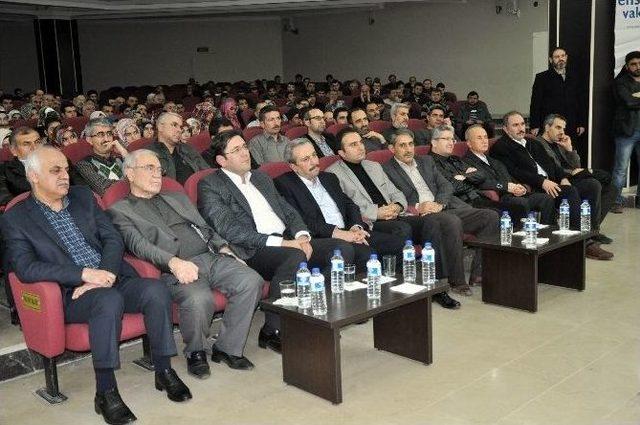 &rsquo;&ouml;ncelik Bilinci&rsquo; Adlı Konferans D&uuml;zenlendi 1