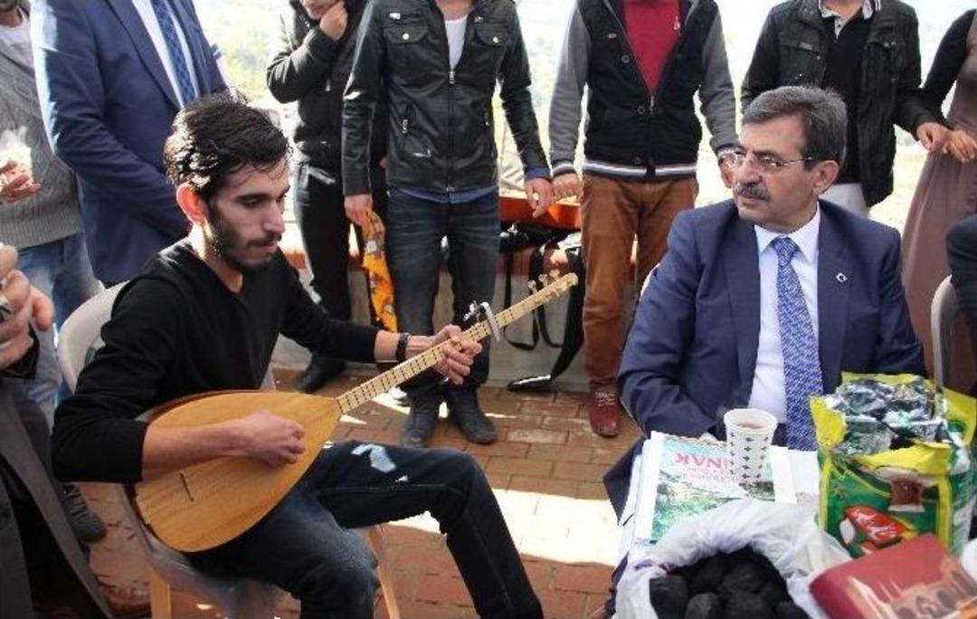 Bakan G&uuml;ll&uuml;ce 81 İlin G&uuml;zelliklerini Tattı