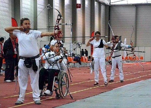 Karşıyaka Belediyespor Ok&ccedil;ulukta T&uuml;rkiye Rekoru Kırdı 2