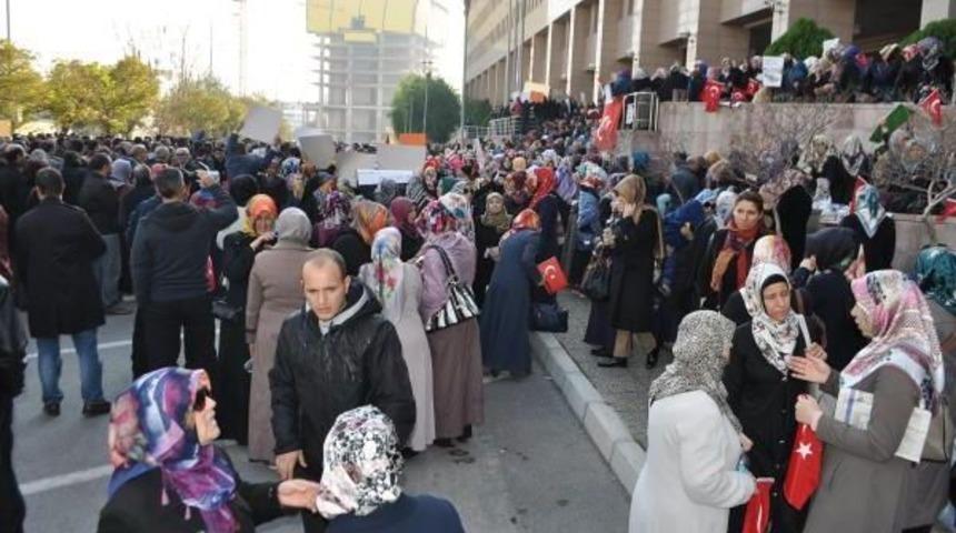 İzmir'de 14 Aralık Operasyonuna Tepki
