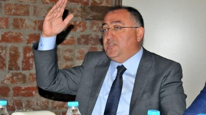 Belediyeden İş İsteyenler Salman&rsquo;ı İsyan Ettirdi