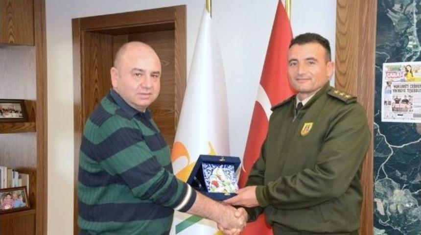 Y&uuml;zbaşı Turgut &Ccedil;ıtak Belediye Başkanı Saraoğlu&rsquo;nu Ziyaret Etti