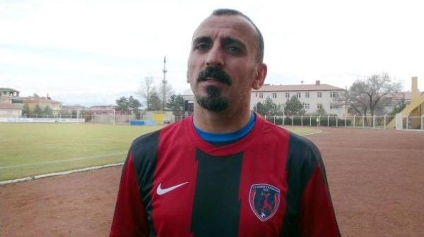 L&ouml;semi Kızı İ&ccedil;in Sahaya &Ccedil;ıktı