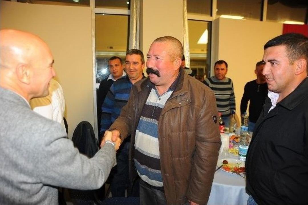 B&uuml;y&uuml;k Ailenin B&uuml;y&uuml;k Eğlencesi