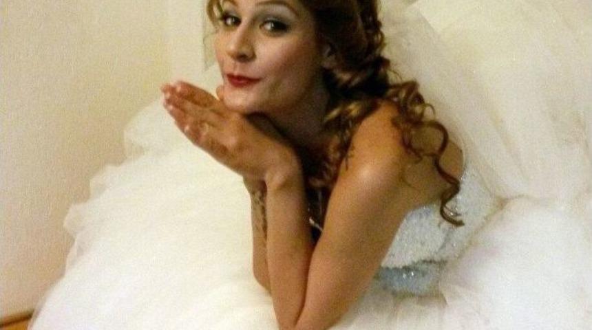 Terastan D&uuml;şen Kadın &Ouml;ld&uuml;