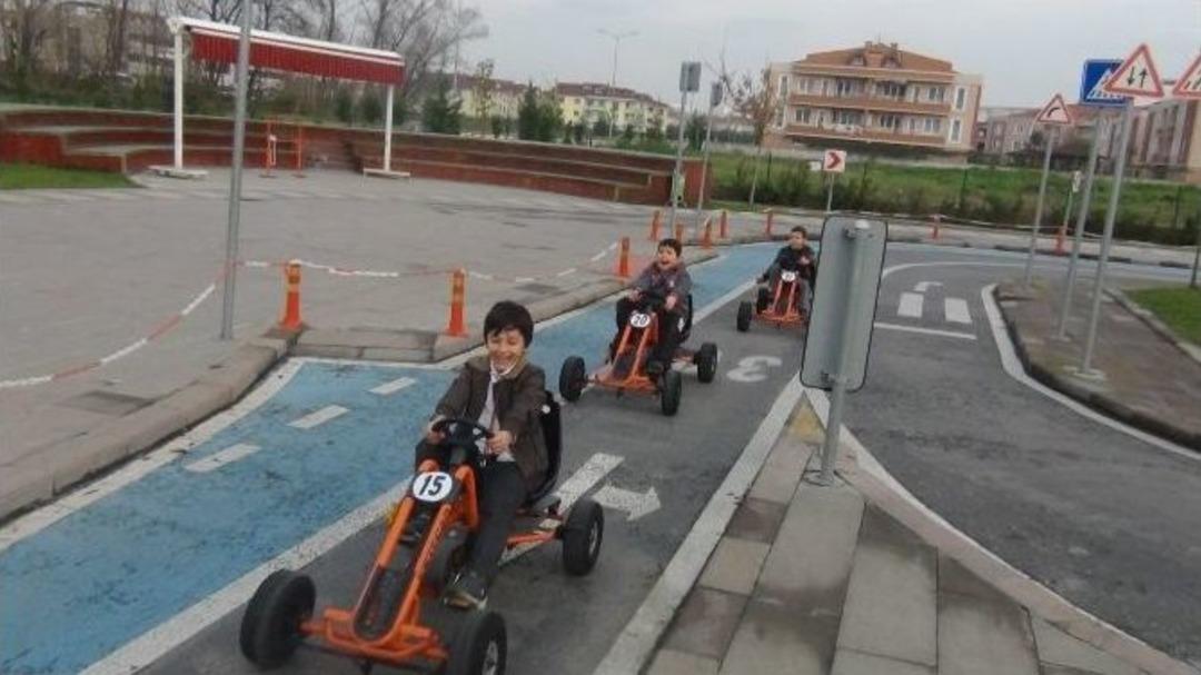&Ouml;ğrenciler Serdivan Trafik Parkı Gezdiler
