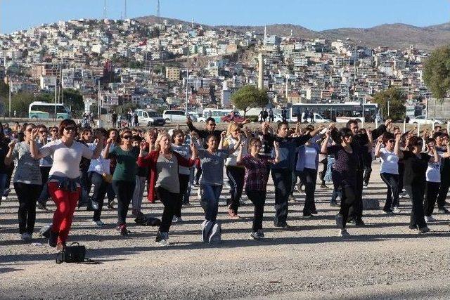 Bayraklı, Cumhuriyet’i Şanına Layık Kutlayacak