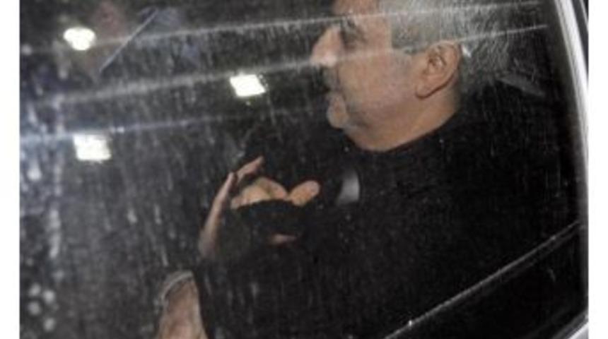 G&ouml;zaltındaki Fahri Sarrafoğlu Sağlık Kontrol&uuml;nden Ge&ccedil;irildi