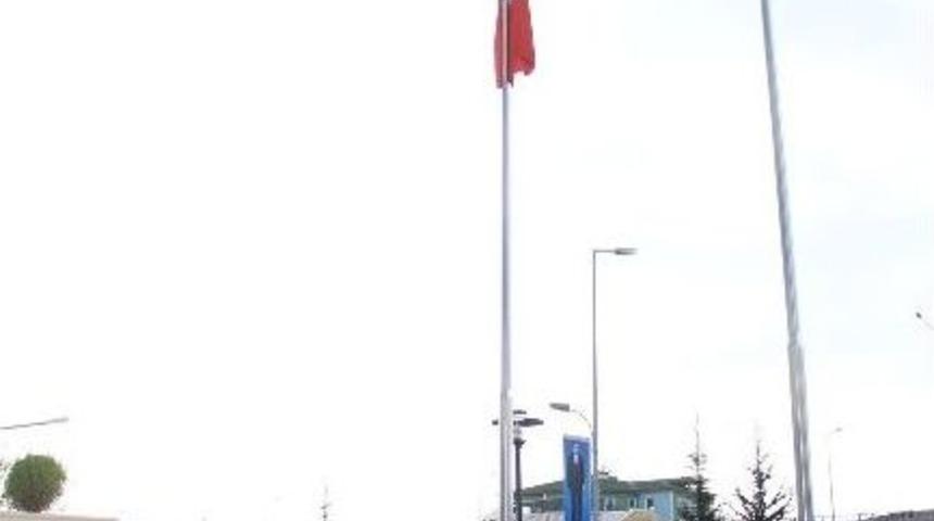 Fıkralara Konu Olacak B&uuml;st Tartışması