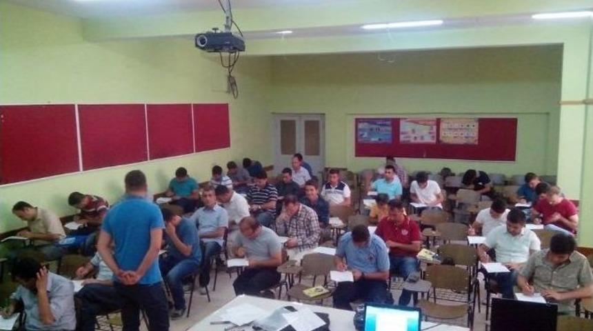 Satran&ccedil; Antren&ouml;rleri Belgelerini Aldı