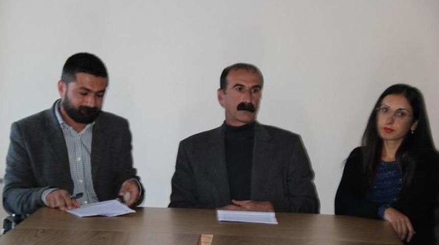 Tunceli Barosu Ve İhd&rsquo;den Avukata Hakaret İddiası