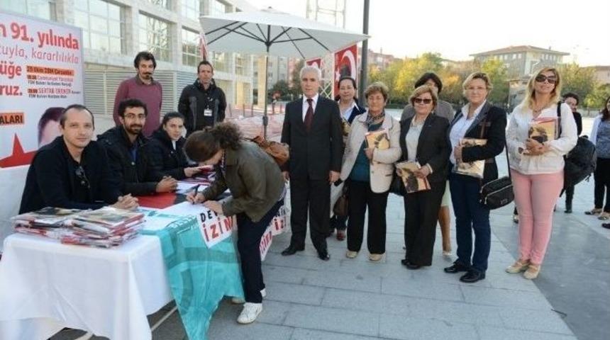 Nil&uuml;fer Belediyesi&rsquo;nden 60 Bayrak