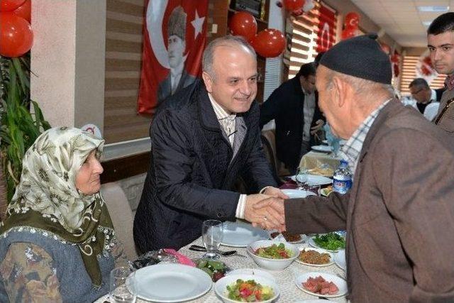 Çakacak, Şehit Aileleri Ve Gazilerle Buluştu 1