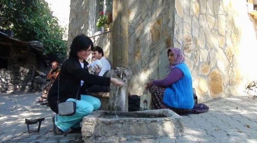 Havran&rsquo;da Hem K&ouml;yl&uuml;, Hem Başkan Memnun