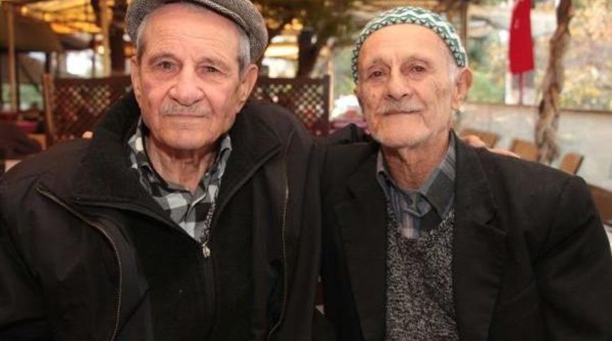 İki &Ccedil;oban Arkadaş, 65 Yıl Sonra Buluştu