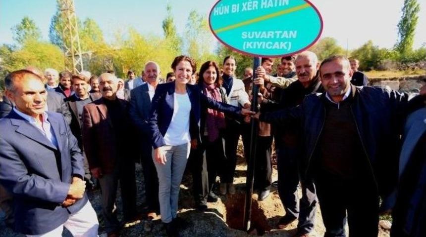 Edremit&rsquo;teki Mahallelere Yeni Tabela