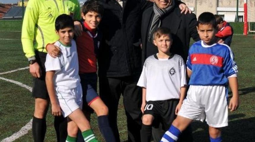 İzmirli Miniklerden Gol Yağmuru