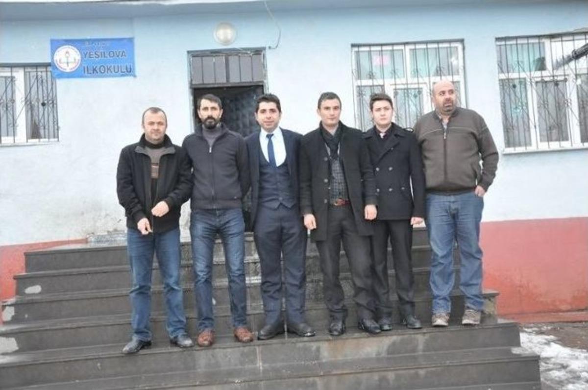 Kızılay&rsquo;dan 200 &Ouml;ğrenciye Giyim Yardımı