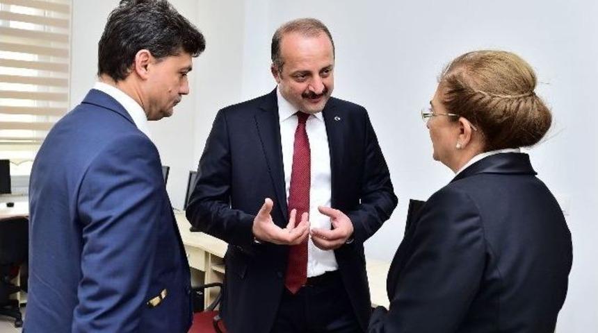 Şafaktepe Konağı Bilgi Evi Ve Gen&ccedil;lik Merkezi A&ccedil;ıldı