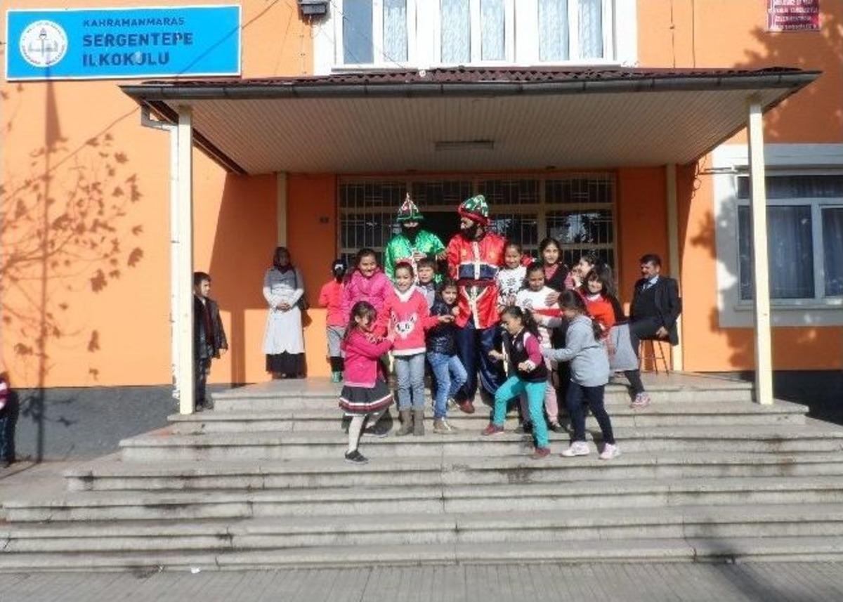Onikişubat Belediyesi, &Ouml;ğrencileri Hacivat Karag&ouml;z&rsquo;le Buluşturdu
