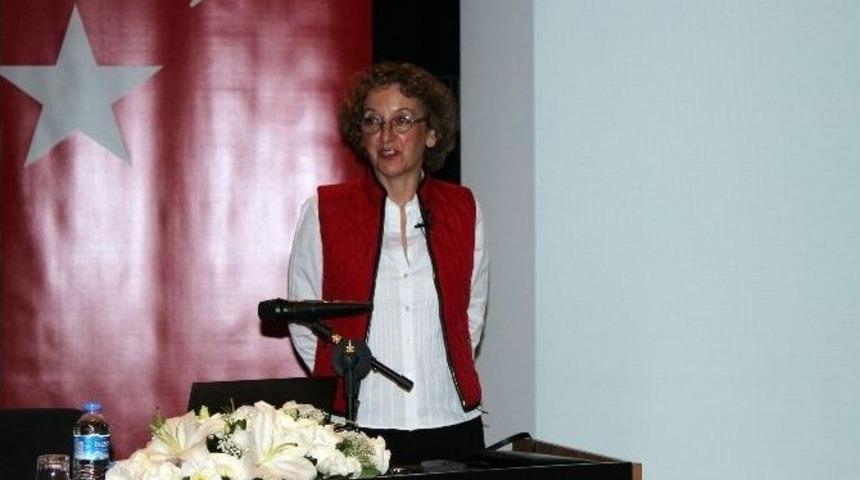 George Washington &Uuml;niversitesi &Ouml;ğretim &Uuml;yesi Kaminsky: