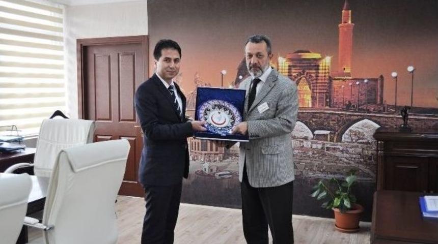 Nevşehir Kamu Hastaneleri Birliği Y&ouml;neticileri Kırşehir&rsquo;de İncelemelerde Bulundu