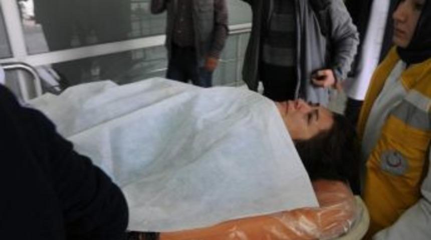 İran Uyruklu Kadın Ayağından Bı&ccedil;aklandı