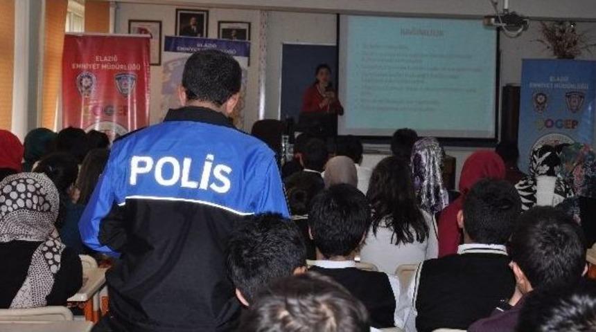 Elazığ&rsquo;daki Okullarda &rsquo;madde Bağımlılığı Zararları&rsquo; Eğitimi