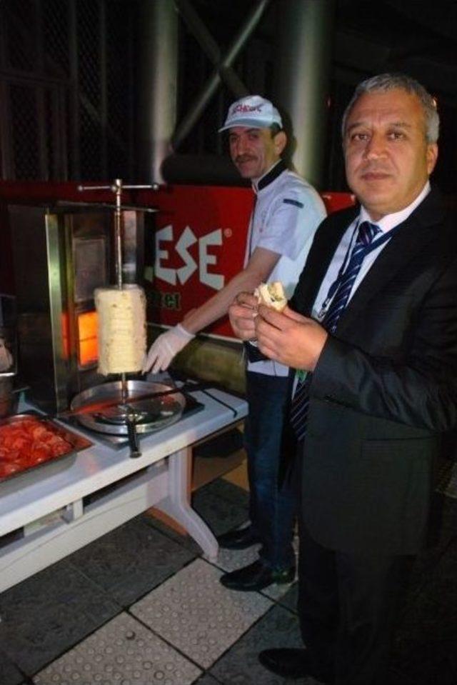 V&uuml;cut&ccedil;uların Şovunda Kecheese Fırtınası Esti! 3