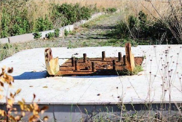 Mhp, Tarihi Kaledeki Bayrak Direğinin Sökülmesini Tbmm'ye Taşıdı