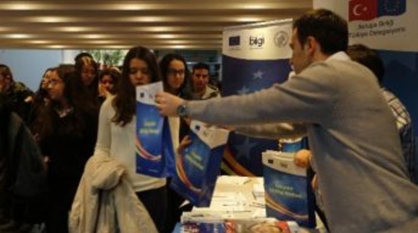 4&rsquo;&uuml;nc&uuml; Ab İnsan Hakları Film G&uuml;nleri Sanatseverlerle Buluştu