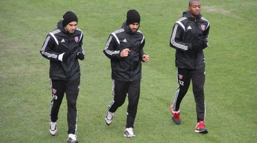Karab&uuml;kspor&rsquo;da İstanbul Başakşehir Ma&ccedil;ı Hazırlıkları Başladı