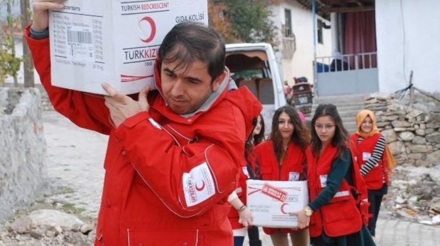 Kuraklığın Vurduğu K&ouml;yl&uuml;ye Gıda Yardımı