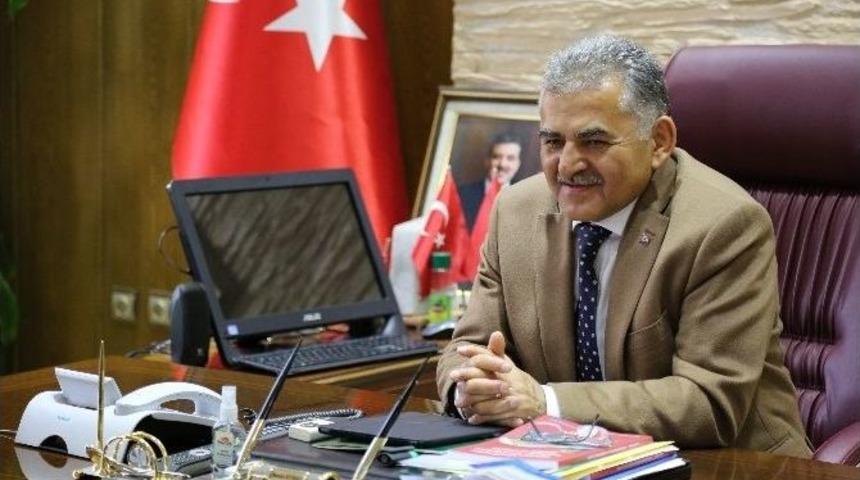 Kayseri K&uuml;lt&uuml;r Yolu &Uuml;zerindeki Selahattin Hamamı &Ccedil;evresi İle B&uuml;t&uuml;nleşecek