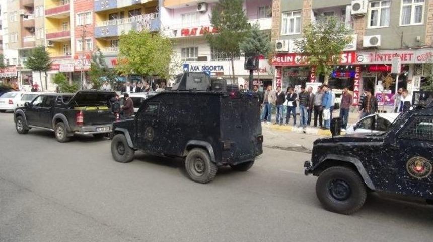 Batman’da Şüpheli Araç Polisi Alarma Geçirdi