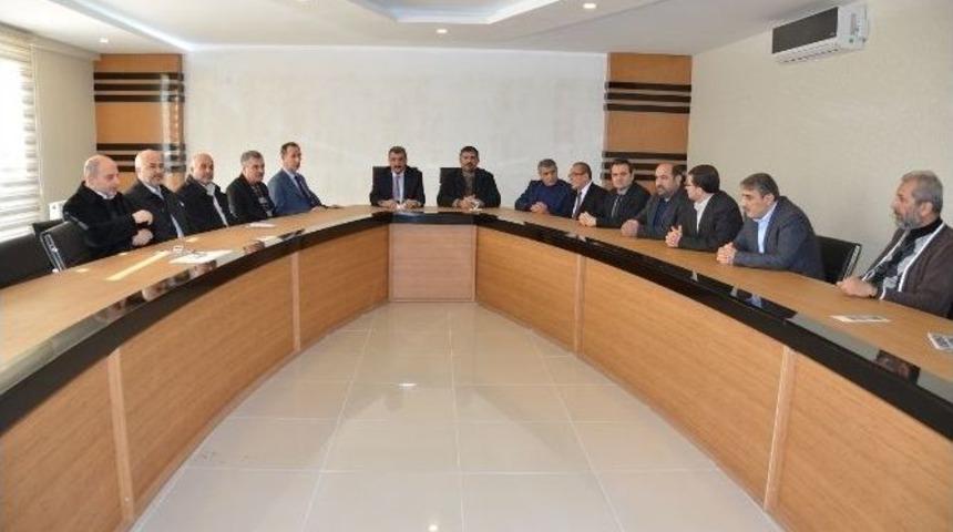 Başkan G&uuml;rkan, Meşale Derneği Y&ouml;netimi İle Biraraya Geldi