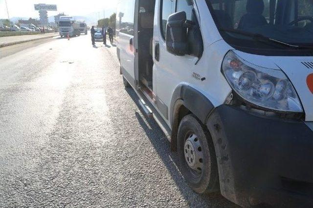 Milas’ta Minibüsün Çarptığı Yaşlı Kadın Ağır Yaralandı