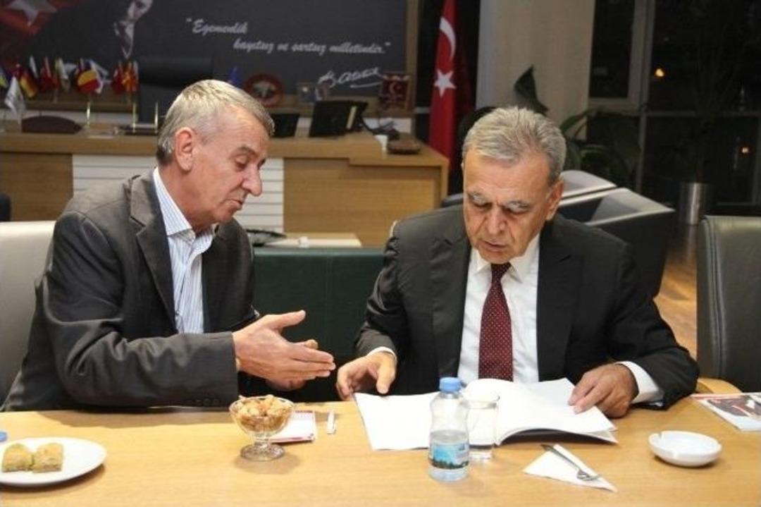 Gaziemir&rsquo;in Projeleri Masaya Yatırıldı