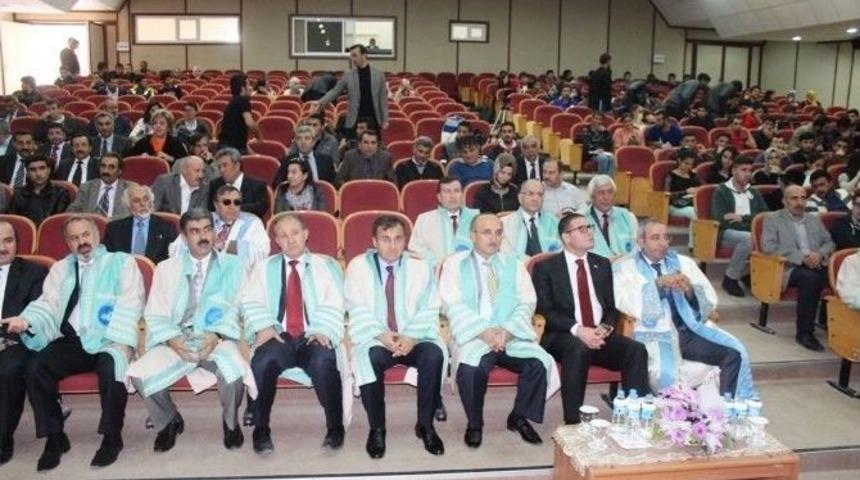 Yy&uuml;&rsquo;de Akademik Yıl A&ccedil;ılışı