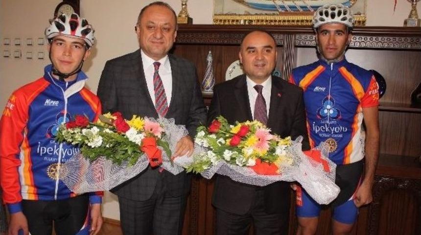 &Ccedil;ocuk Felci İ&ccedil;in Pedal &Ccedil;eviriyorlar