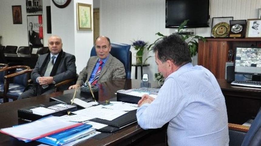 Ayvalık Kaymakamı Nazlı&rsquo;dan Başkan Saka&rsquo;ya Ziyaret