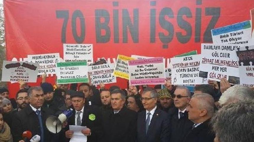 Atama Bekleyen M&uuml;hendis Ve Teknikerler Eylem Yaptı