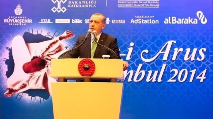 Cumhurbaşkanı Erdoğan&rsquo;a 2,5 Metrelik Ebru Hediye Edildi