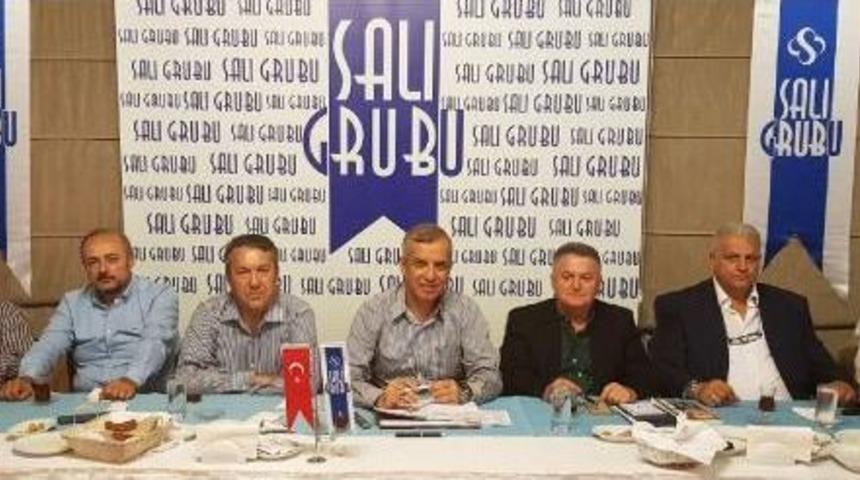 Ahmet Zeki &Uuml;&ccedil;ok: Darbe Gecesi 187 General Neredeydi